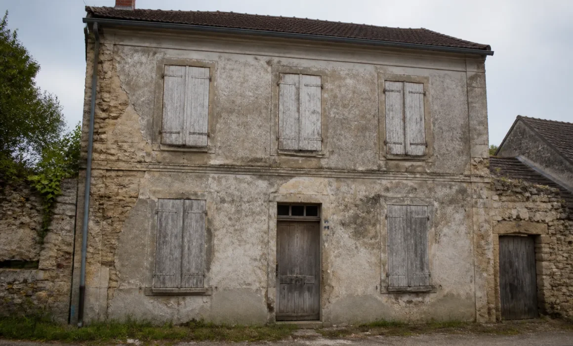 "Maison